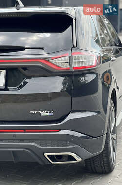 Внедорожник / Кроссовер Ford Edge 2015 в 