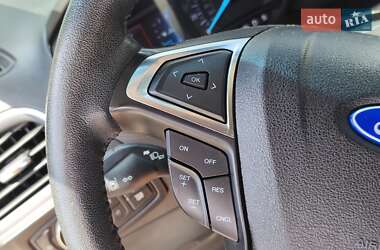 Внедорожник / Кроссовер Ford Edge 2022 в 