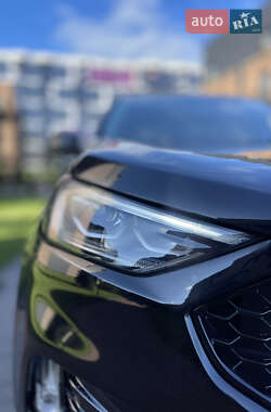 Внедорожник / Кроссовер Ford Edge 2020 в 