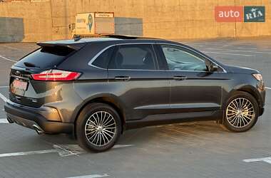 Внедорожник / Кроссовер Ford Edge 2020 в 