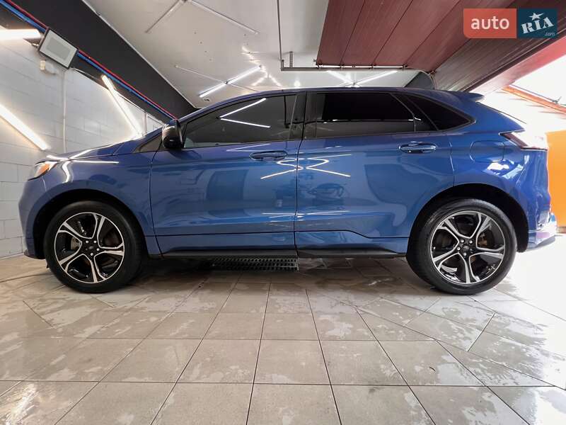 Внедорожник / Кроссовер Ford Edge 2020 в Киеве