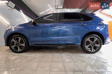 Внедорожник / Кроссовер Ford Edge 2020 в 