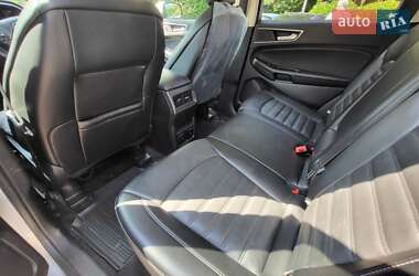 Внедорожник / Кроссовер Ford Edge 2017 в 