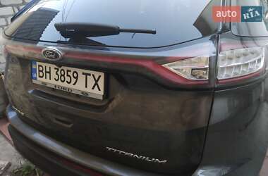Внедорожник / Кроссовер Ford Edge 2015 в 