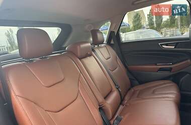 Внедорожник / Кроссовер Ford Edge 2016 в 