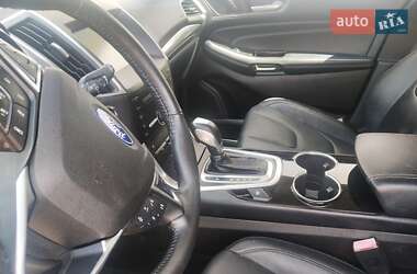 Внедорожник / Кроссовер Ford Edge 2015 в 