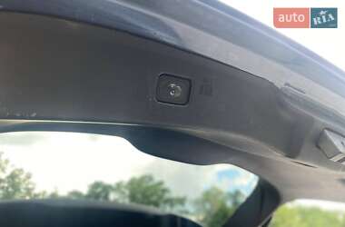 Внедорожник / Кроссовер Ford Edge 2018 в 