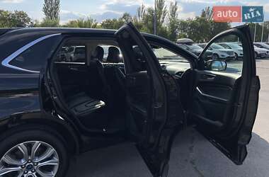 Внедорожник / Кроссовер Ford Edge 2022 в 