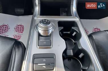 Внедорожник / Кроссовер Ford Edge 2022 в 