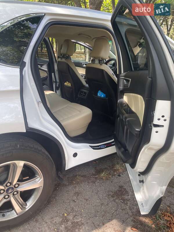 Внедорожник / Кроссовер Ford Edge 2020 в Никополе