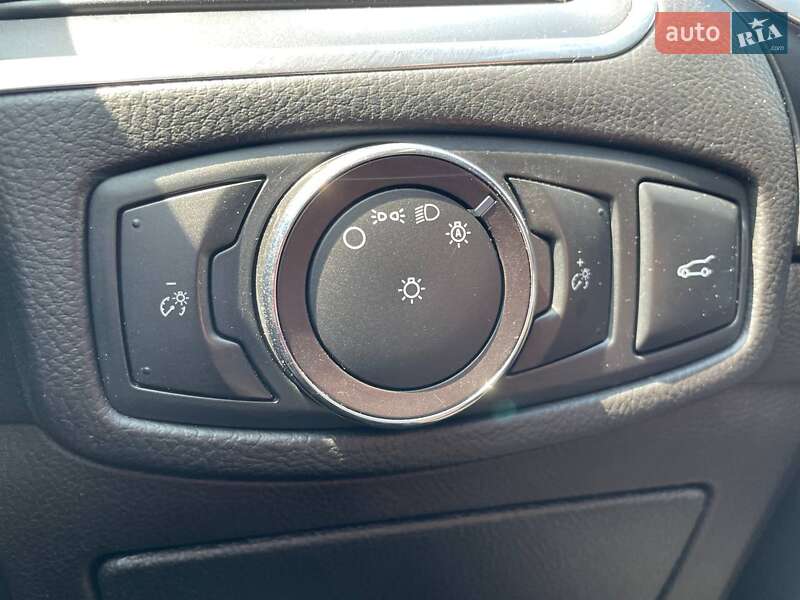 Внедорожник / Кроссовер Ford Edge 2018 в Киеве