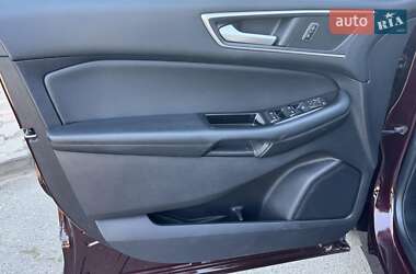 Позашляховик / Кросовер Ford Edge 2020 в 
