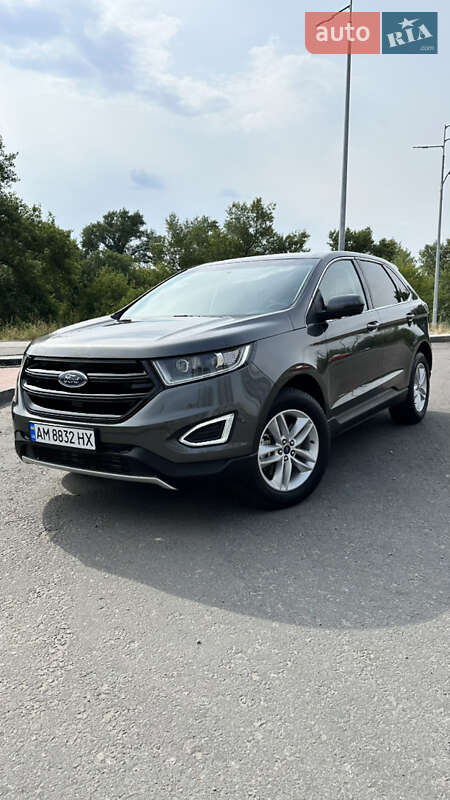 Внедорожник / Кроссовер Ford Edge 2018 в 