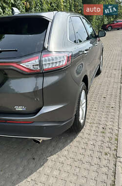Внедорожник / Кроссовер Ford Edge 2018 в 