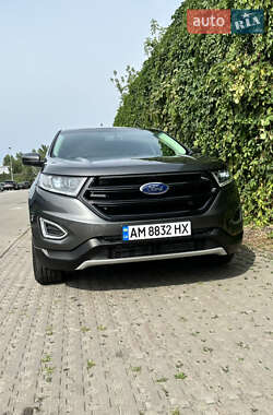 Внедорожник / Кроссовер Ford Edge 2018 в 