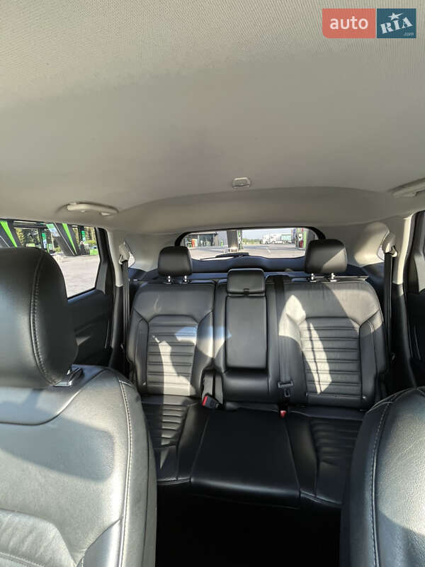Внедорожник / Кроссовер Ford Edge 2016 в Виннице