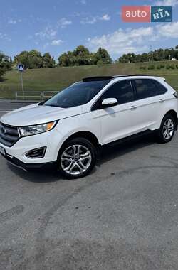 Позашляховик / Кросовер Ford Edge 2018 в 