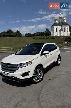 Позашляховик / Кросовер Ford Edge 2018 в 