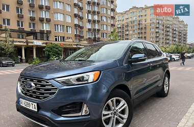 Внедорожник / Кроссовер Ford Edge 2018 в 