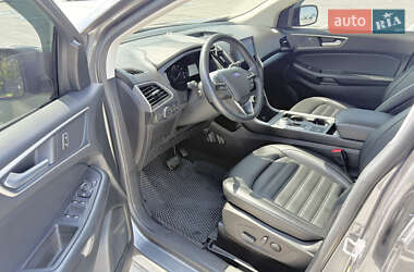 Внедорожник / Кроссовер Ford Edge 2022 в 
