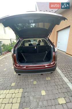 Внедорожник / Кроссовер Ford Edge 2016 в 