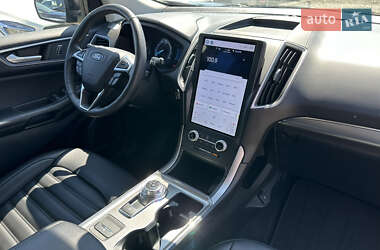 Внедорожник / Кроссовер Ford Edge 2022 в 