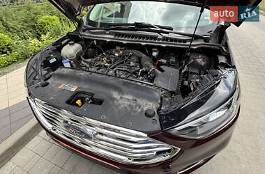 Внедорожник / Кроссовер Ford Edge 2020 в 