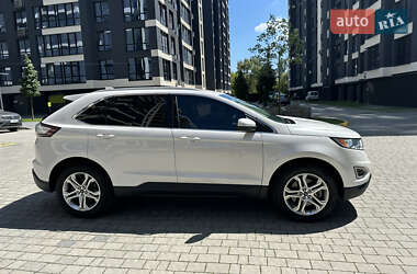 Внедорожник / Кроссовер Ford Edge 2017 в 