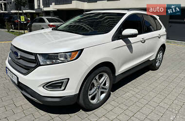 Внедорожник / Кроссовер Ford Edge 2017 в 