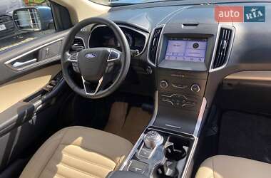 Внедорожник / Кроссовер Ford Edge 2019 в 
