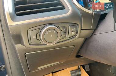 Внедорожник / Кроссовер Ford Edge 2019 в 