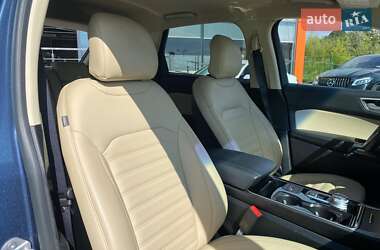 Внедорожник / Кроссовер Ford Edge 2019 в 
