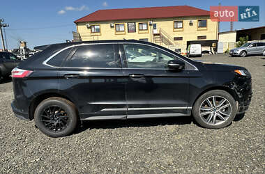 Внедорожник / Кроссовер Ford Edge 2019 в 