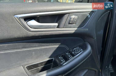 Внедорожник / Кроссовер Ford Edge 2019 в 