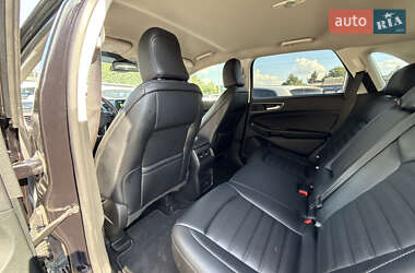 Внедорожник / Кроссовер Ford Edge 2022 в 