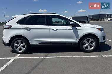 Внедорожник / Кроссовер Ford Edge 2015 в 