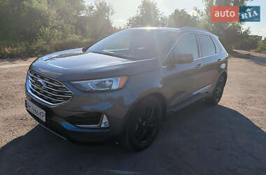 Внедорожник / Кроссовер Ford Edge 2021 в 