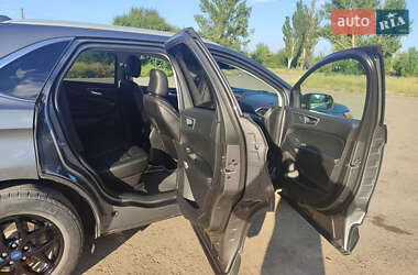 Внедорожник / Кроссовер Ford Edge 2021 в 
