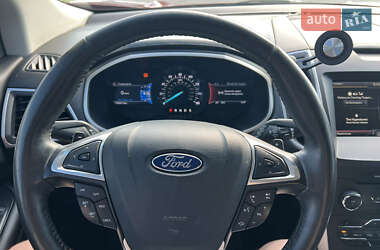 Внедорожник / Кроссовер Ford Edge 2015 в 