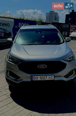 Внедорожник / Кроссовер Ford Edge 2020 в 