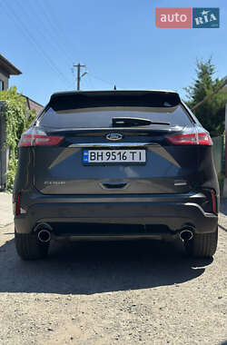 Внедорожник / Кроссовер Ford Edge 2019 в 