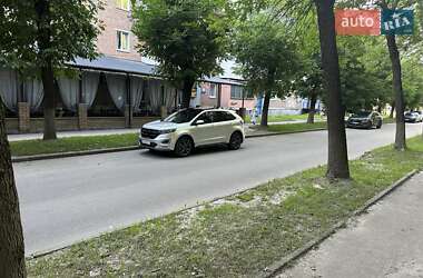 Внедорожник / Кроссовер Ford Edge 2017 в 
