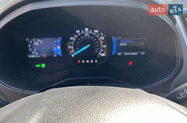 Внедорожник / Кроссовер Ford Edge 2022 в 