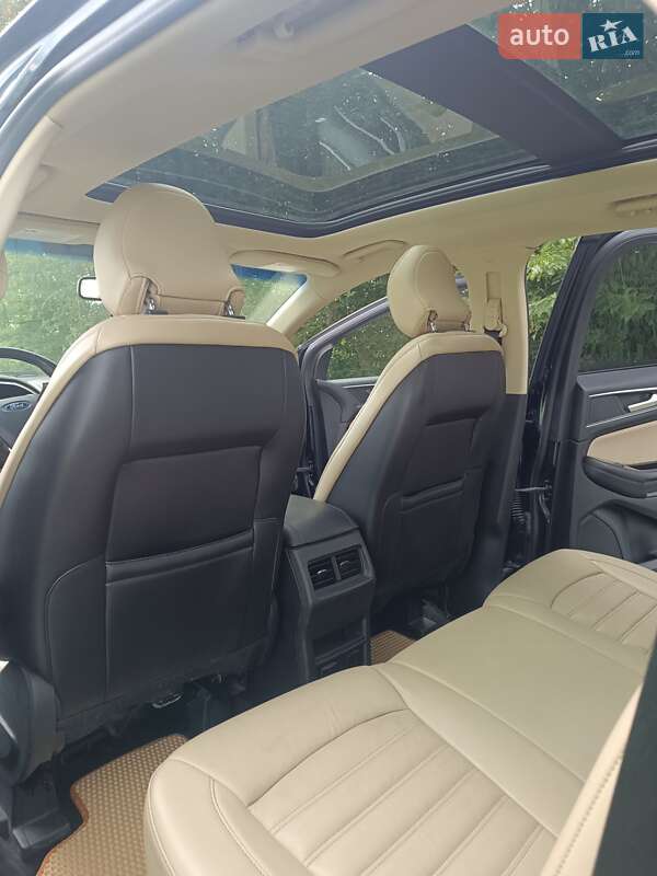 Внедорожник / Кроссовер Ford Edge 2017 в Ивано-Франковске