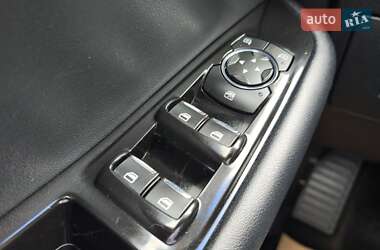 Внедорожник / Кроссовер Ford Edge 2016 в 