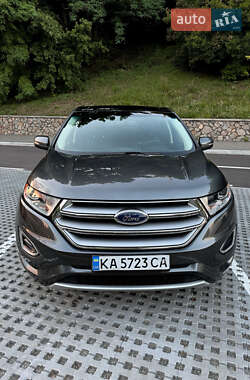 Внедорожник / Кроссовер Ford Edge 2016 в 