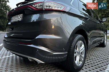 Внедорожник / Кроссовер Ford Edge 2016 в 