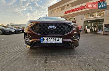 Внедорожник / Кроссовер Ford Edge 2019 в 