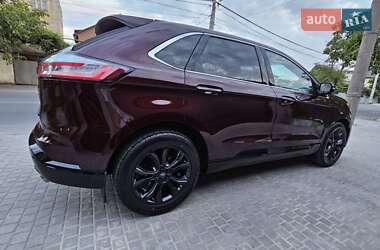 Внедорожник / Кроссовер Ford Edge 2019 в 