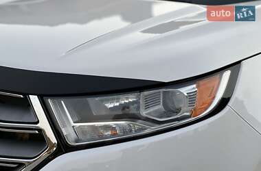 Внедорожник / Кроссовер Ford Edge 2016 в 